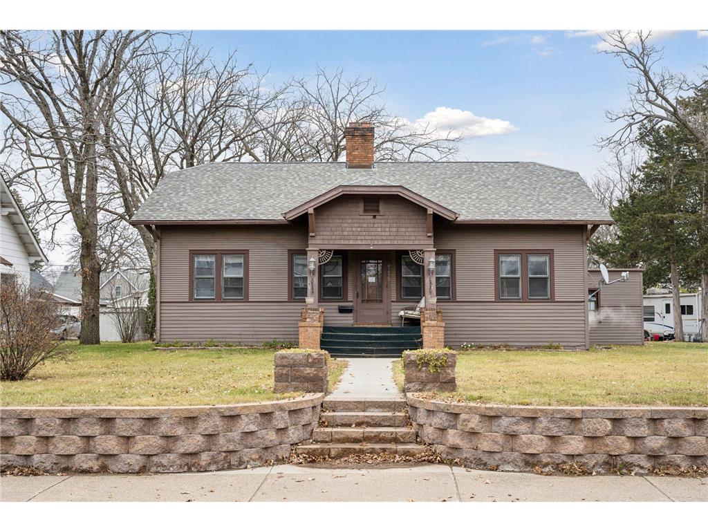 725 1st Street SE Little Falls MN 56345 6636130 image1