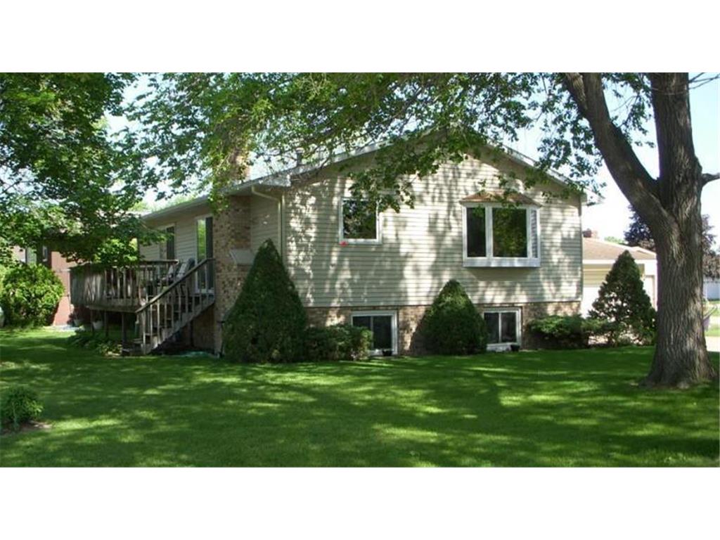 725 49th Avenue Goodview MN 55987 6712520 image1
