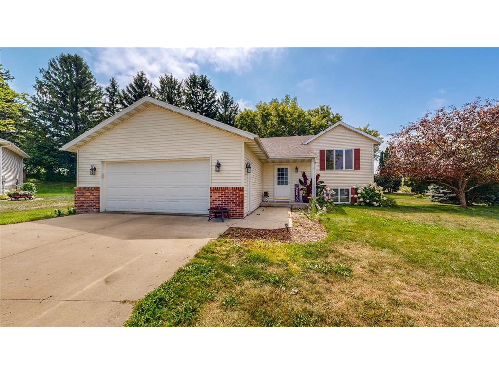 725 7th Street NW Plainview MN 55964 6423167 image1