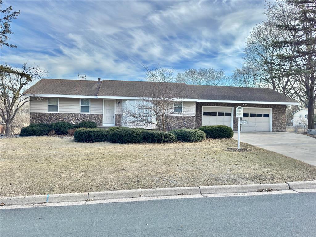 725 E 152nd Street Burnsville MN 55306 6638277 image1