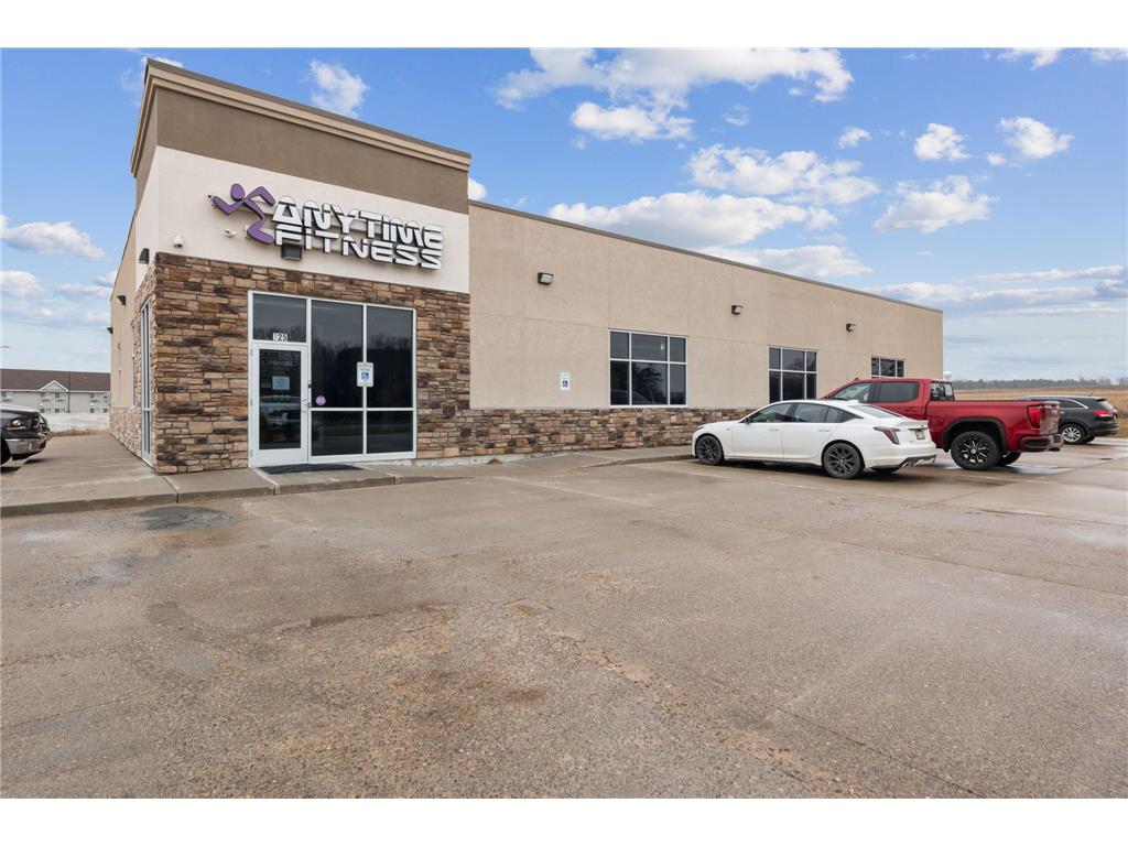 725 Energy Street Baldwin WI 54002 6512430 image1