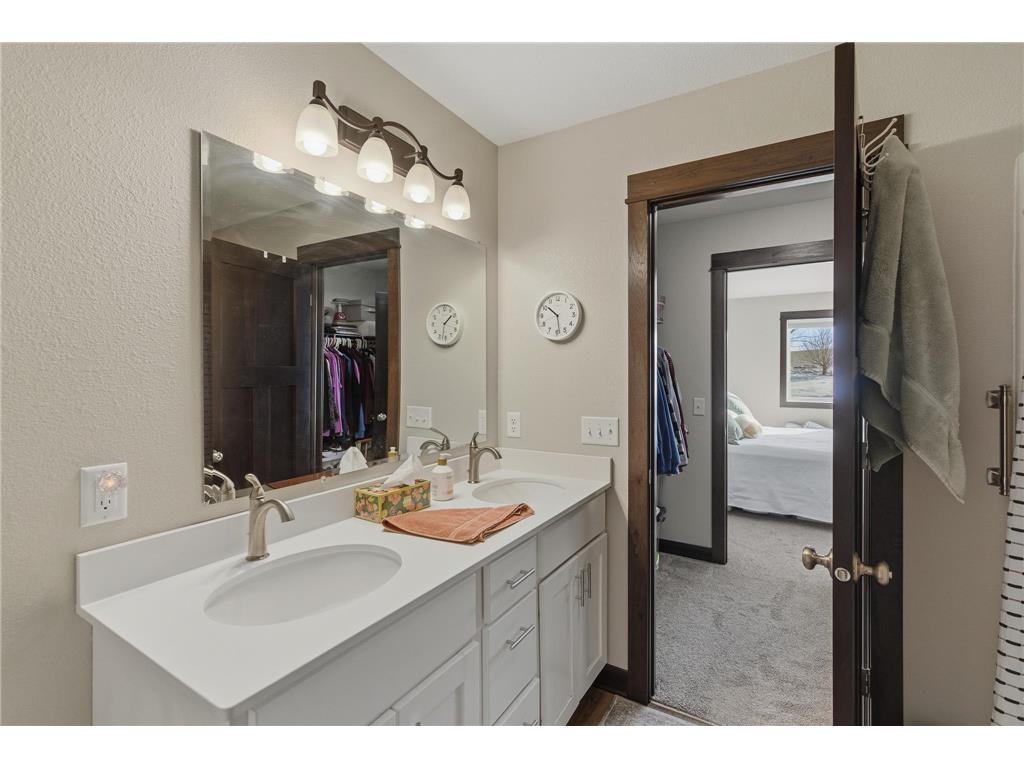 725 Northwood Drive Janesville MN 56048 7011585 image18