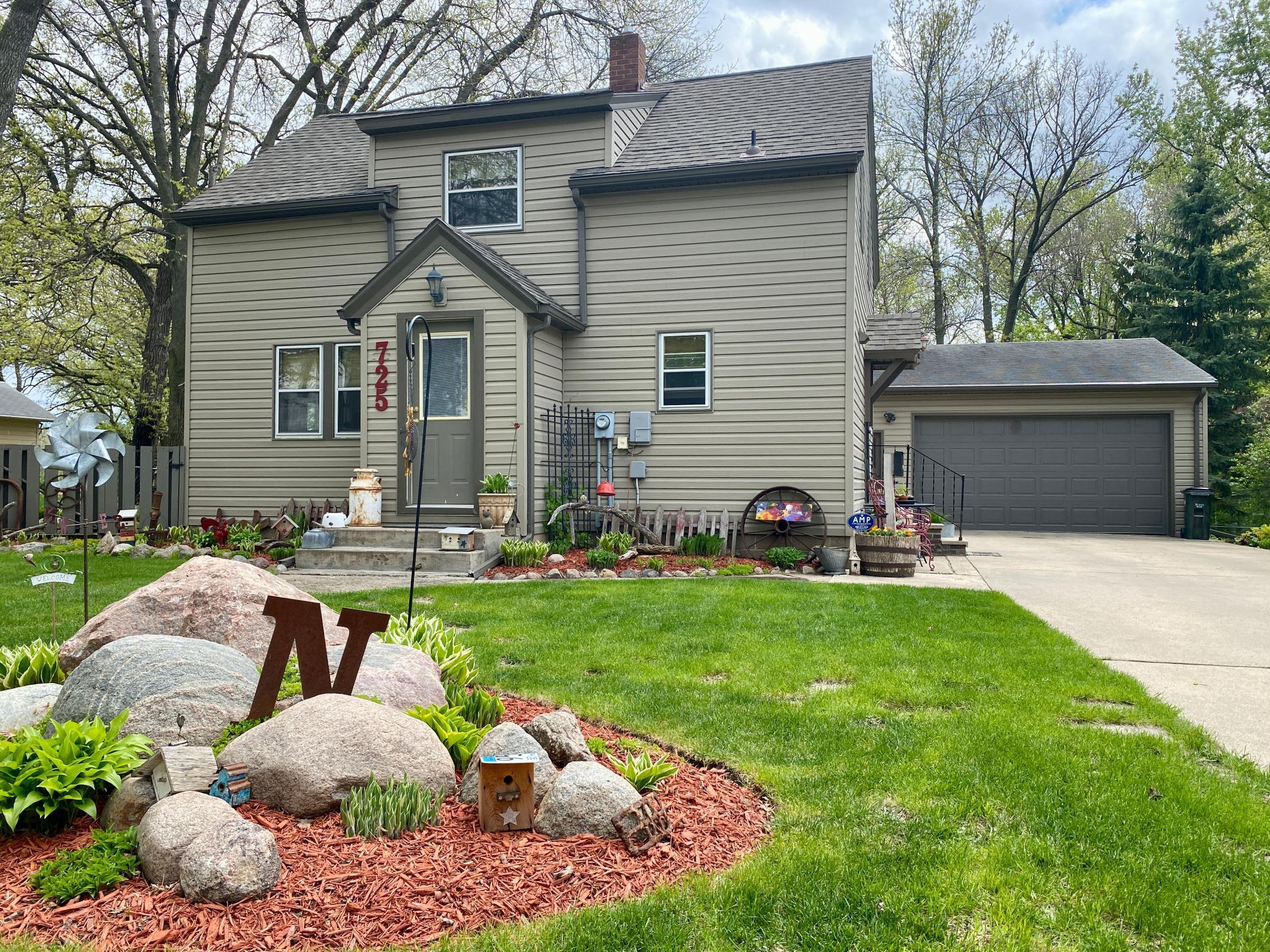 725 Olaf Avenue NW, Willmar, MN 56201 MLS 5758378 Edina Realty