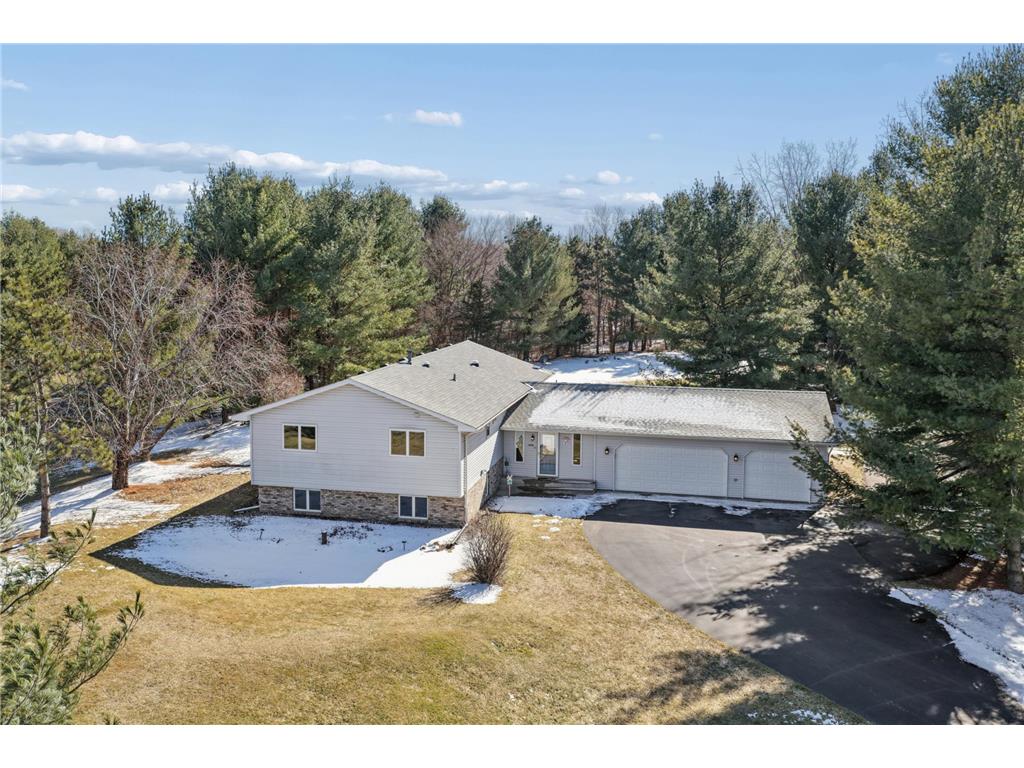 725 Packer Drive Hudson WI 54016 7037724 image1