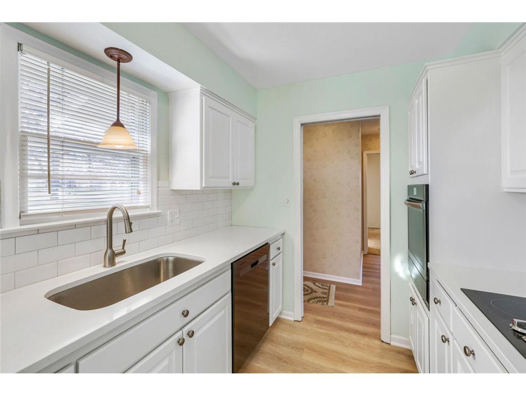 725 Pontiac Place Mendota Heights MN 55120 7043409 image22
