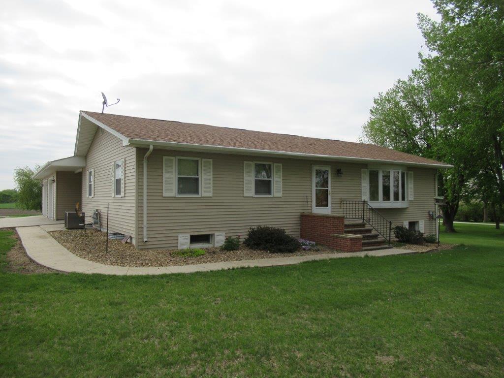 725 S Freeman Avenue Luverne MN 56156 6379886 image1