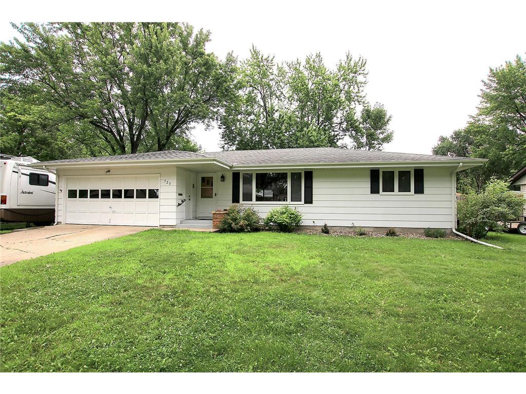 725 Southview Drive SW Hutchinson MN 55350 6758474 image1