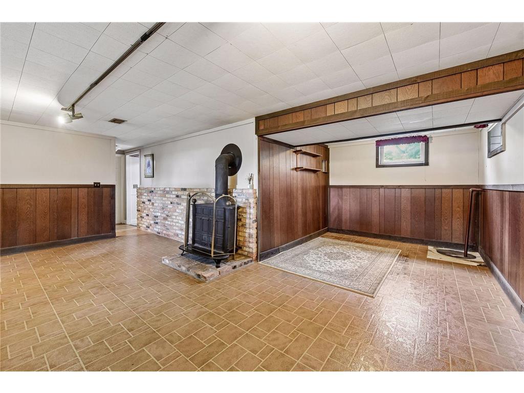 725 W 1st Street Waconia MN 55387 - Waconia 7108510 image36