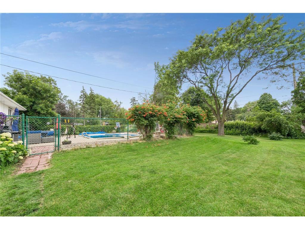 725 W 1st Street Waconia MN 55387 - Waconia 7108510 image40