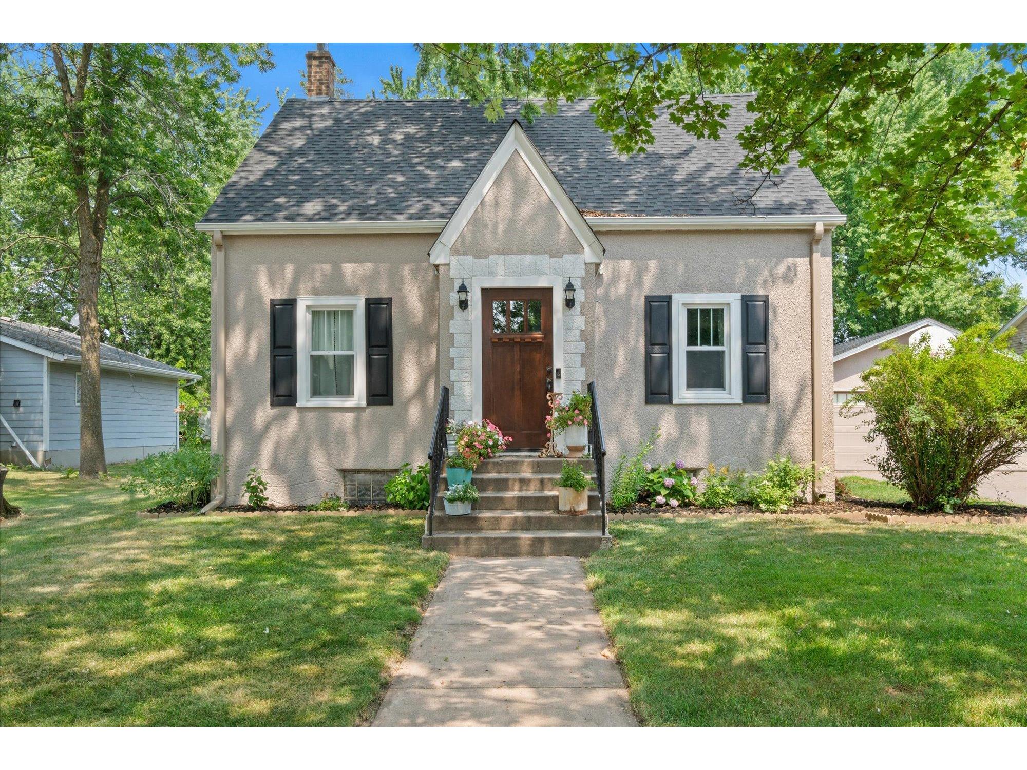 725 W 4th Street, Rush City, MN, 55069 MLS 6027018 Edina Realty