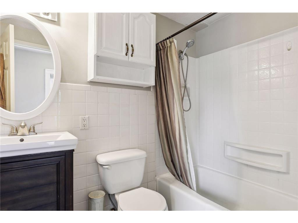 725 Watson Avenue Saint Paul MN 55102 7004778 image20