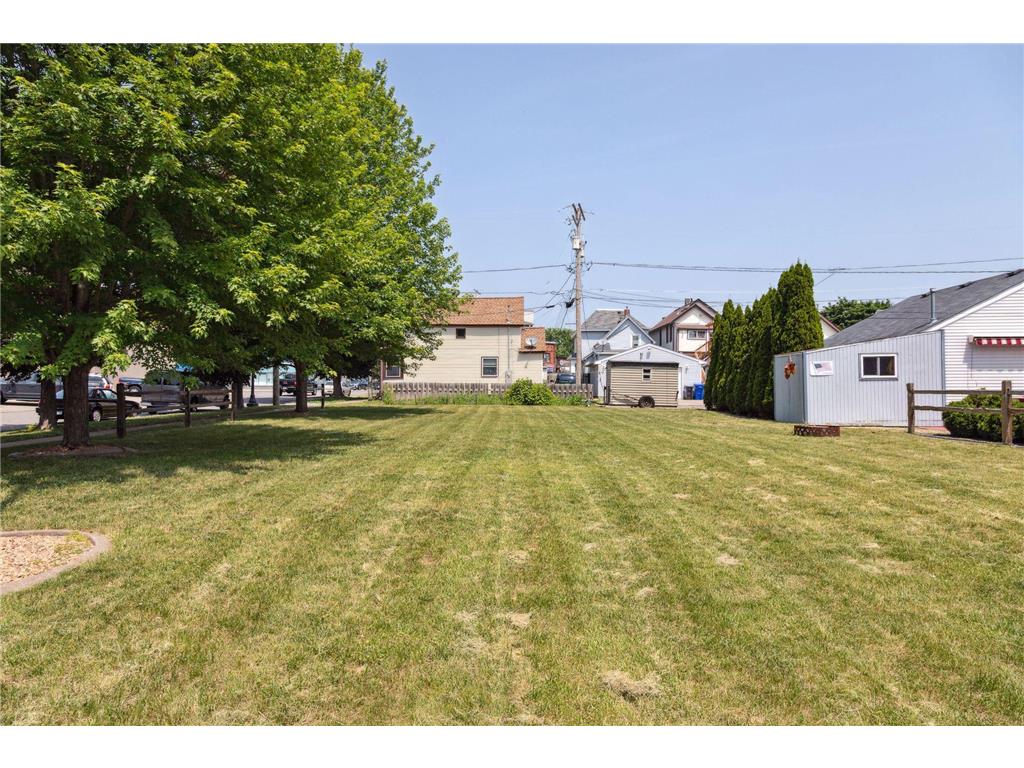 725 Watson Avenue Saint Paul MN 55102 7004778 image3