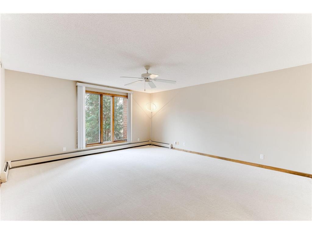 7250 Lewis Ridge Parkway 101, Edina, MN, 55439 MLS 6488559 Edina