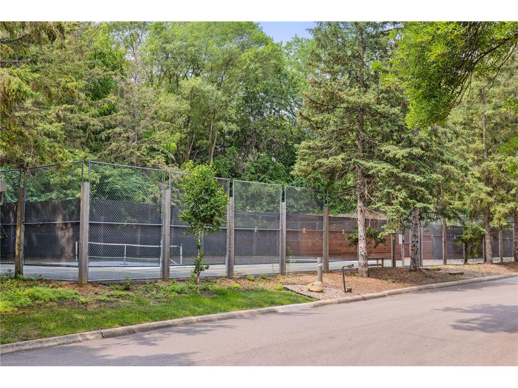 7250 Lewis Ridge Parkway #107 Edina MN 55439 6794217 image36