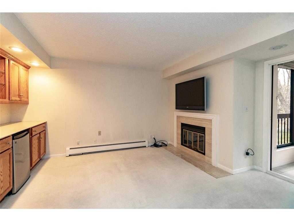 7250 Lewis Ridge Parkway 117, Edina, MN, 55439 MLS 6466470 Edina