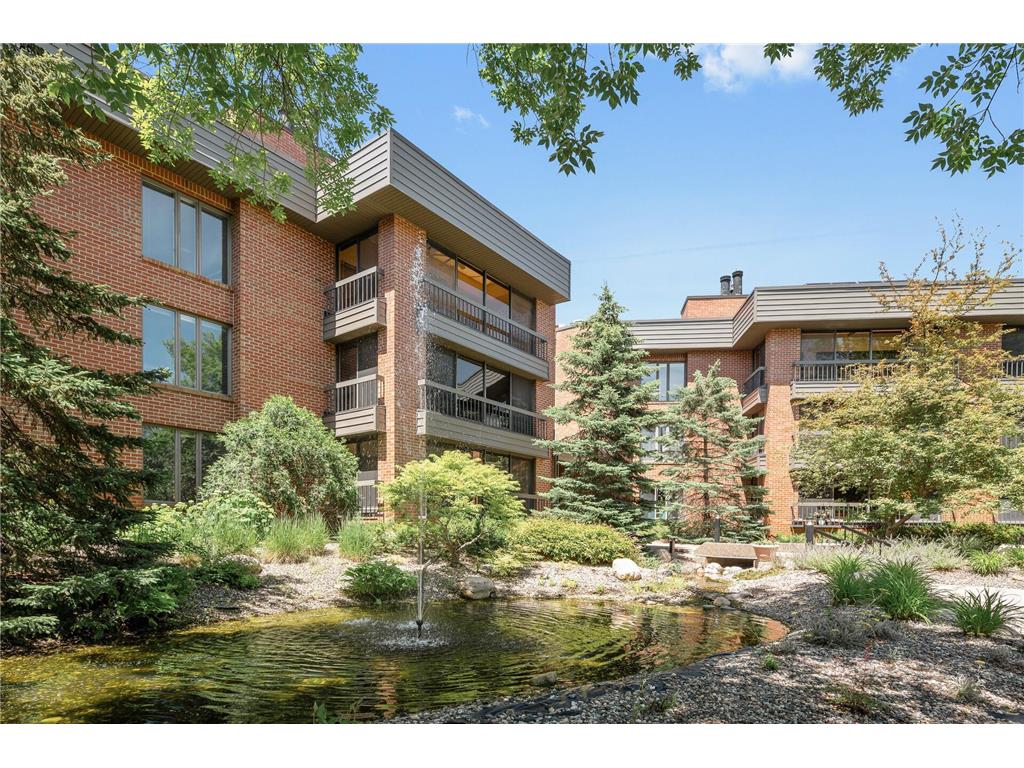 7250 Lewis Ridge Parkway #301 Edina MN 55439 6523175 image1