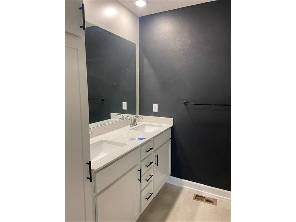 7252 Fall Drive Lino Lakes MN 55038 7002751 image6