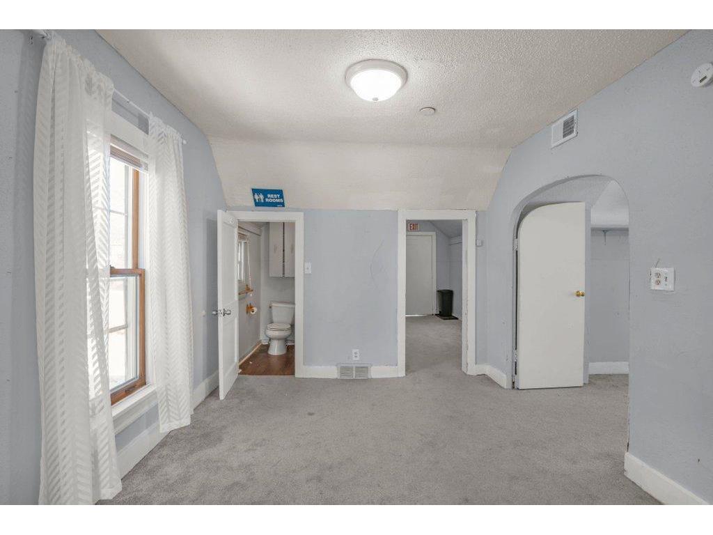 726 30th Avenue N Minneapolis MN 55411 7056117 image11