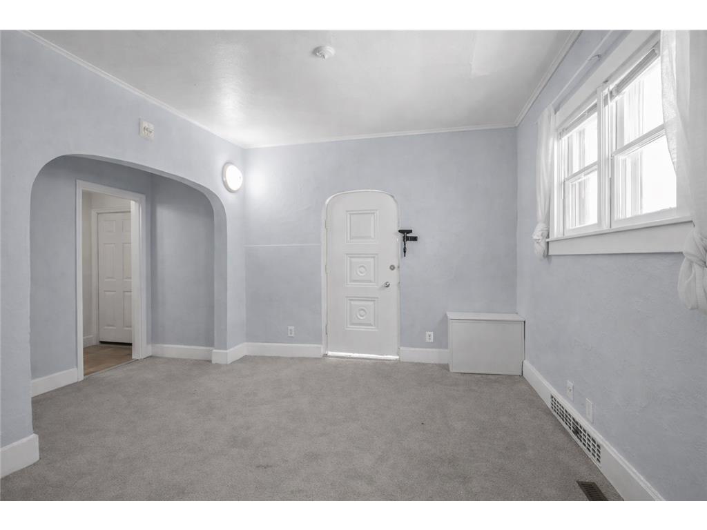 726 30th Avenue N Minneapolis MN 55411 7056117 image9