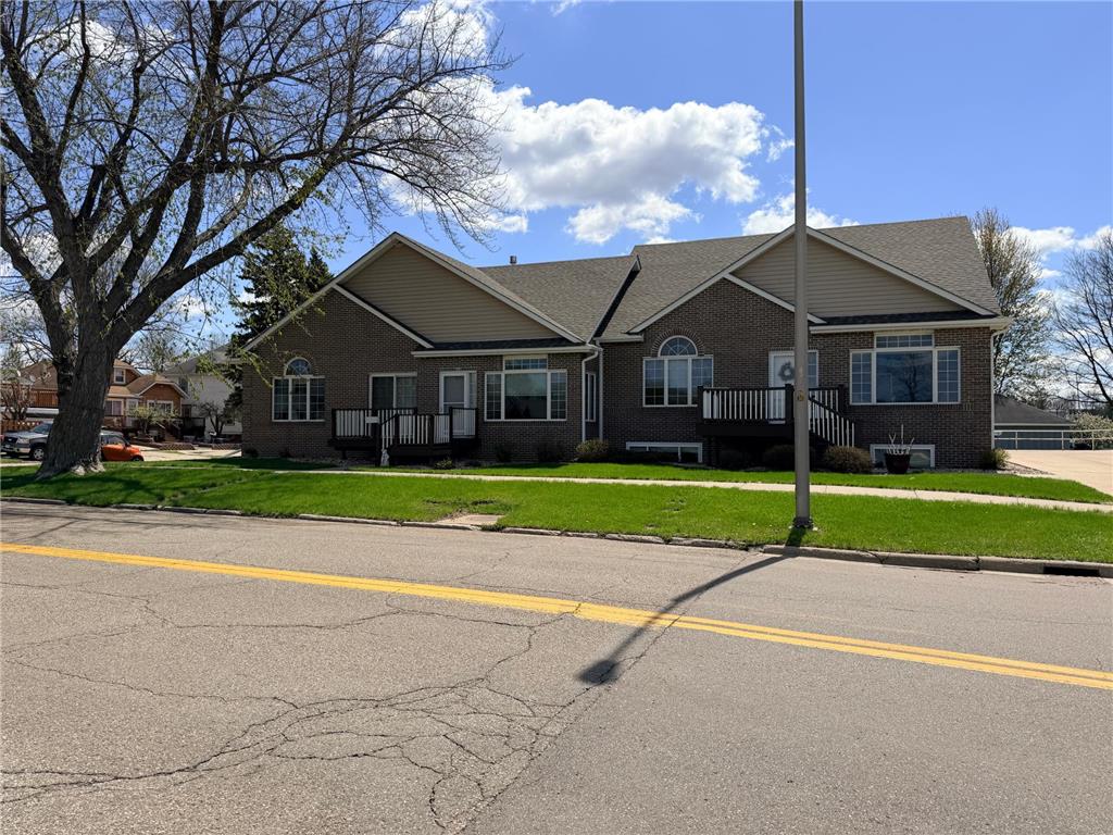 726 3rd Avenue Worthington MN 56187 - Okabena 7063447 image3