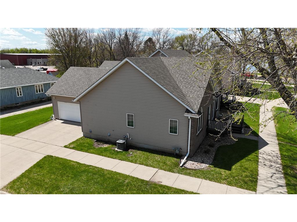 726 3rd Avenue Worthington MN 56187 - Okabena 7063447 image31