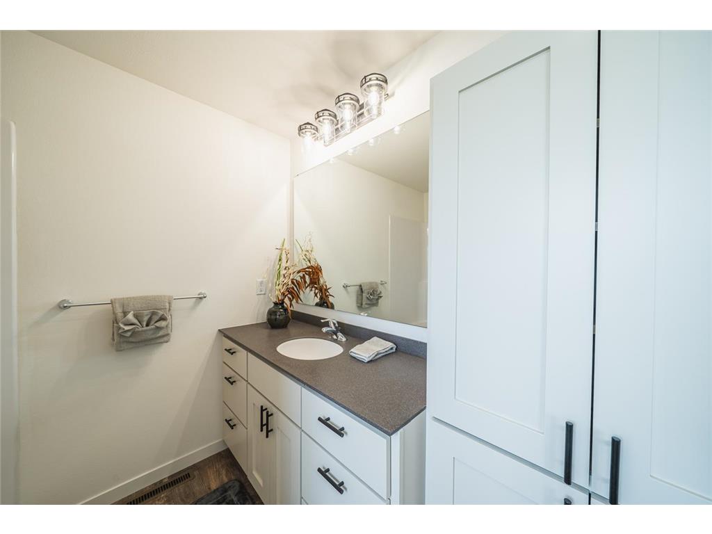 726 Dandrew Lane Detroit Lakes MN 56501 6733896 image22