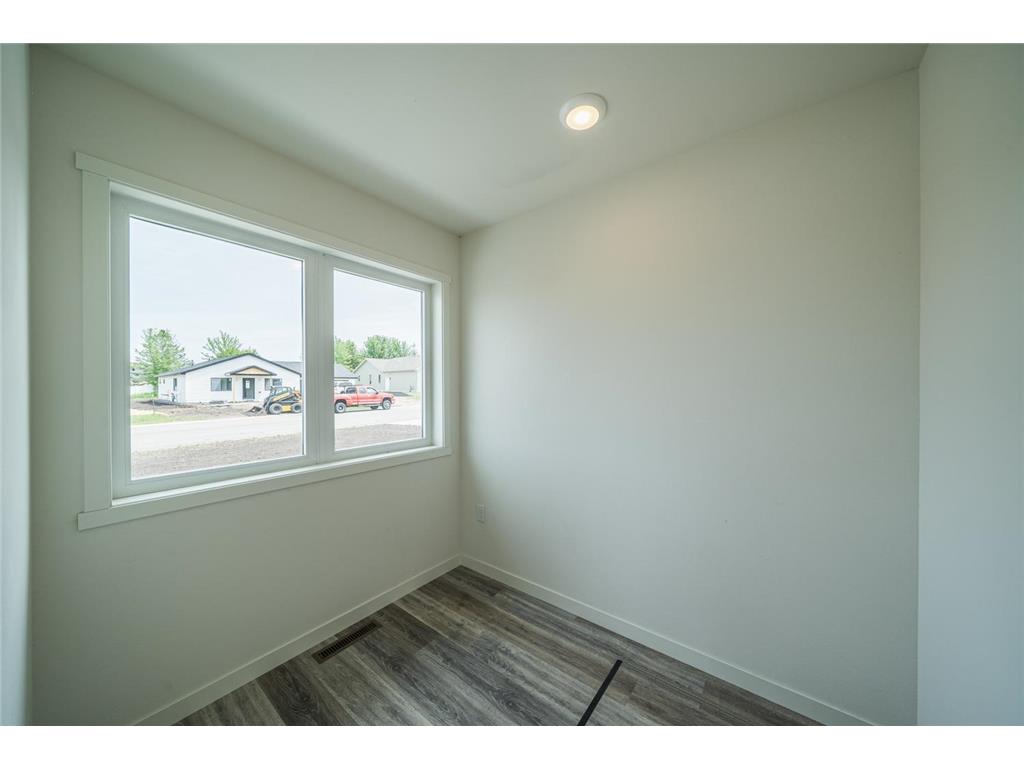 726 Dandrew Lane Detroit Lakes MN 56501 6733896 image27