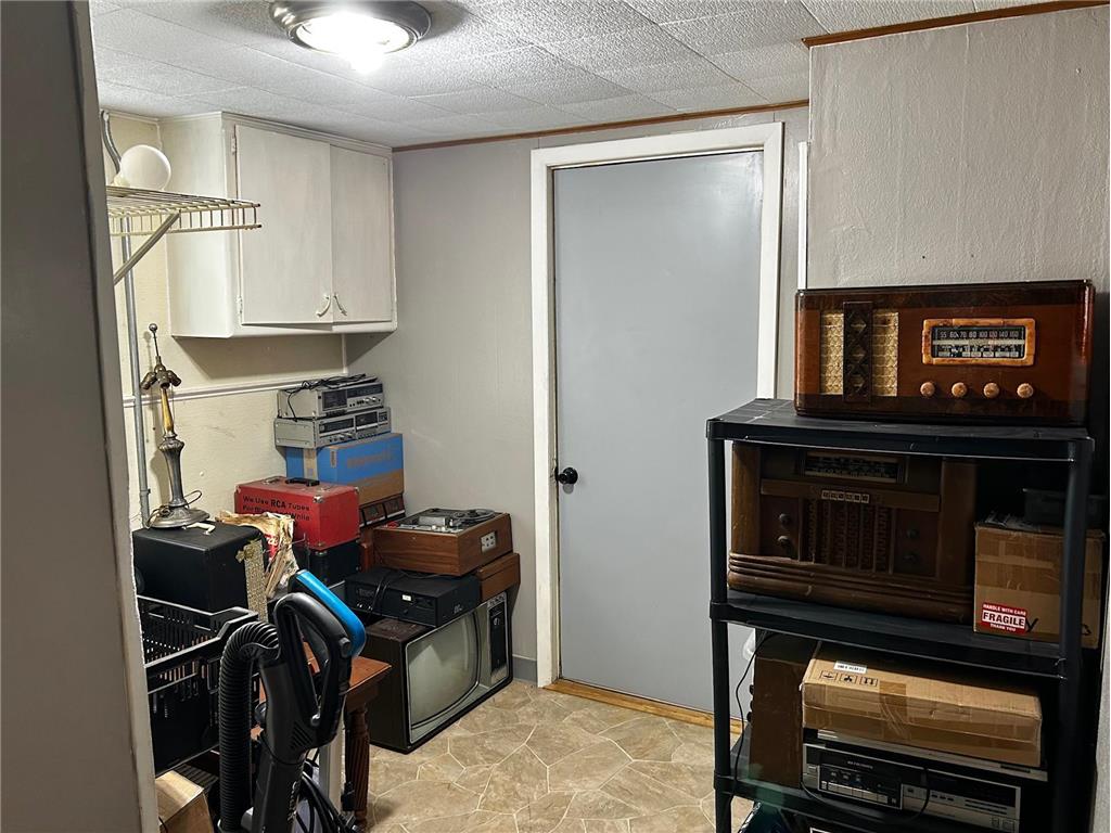 726 E 2nd Street Pillager MN 56473 7052757 image11