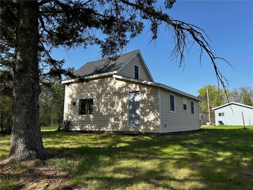 726 E 2nd Street Pillager MN 56473 7052757 image15