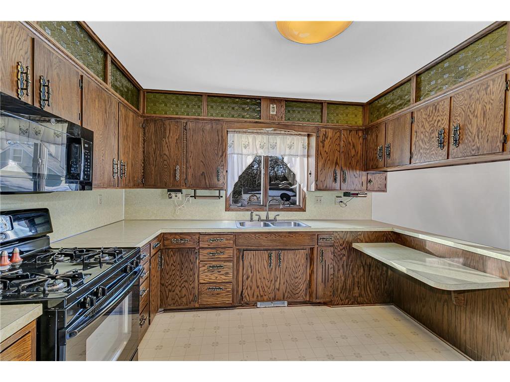 726 Hassan Street SE Hutchinson MN 55350 6772495 image7
