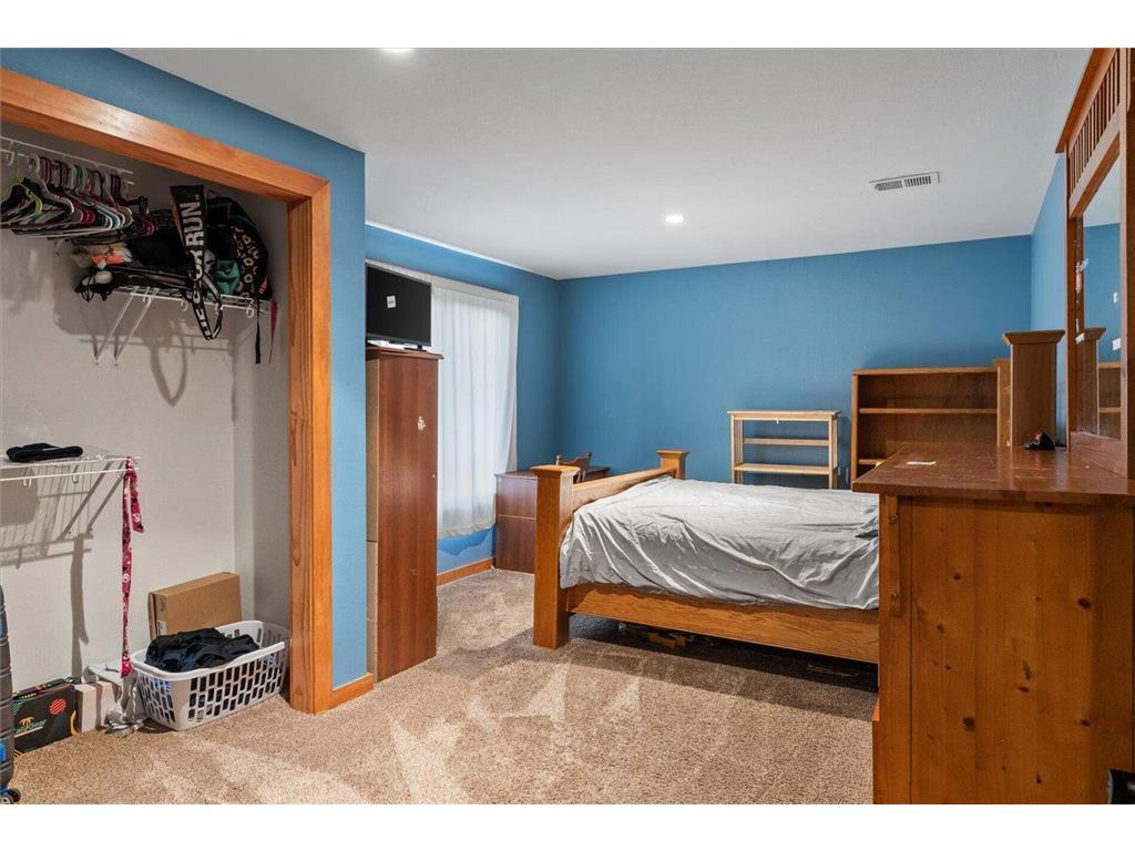 726 N 4th Street La Crescent MN 55947 6815200 image26