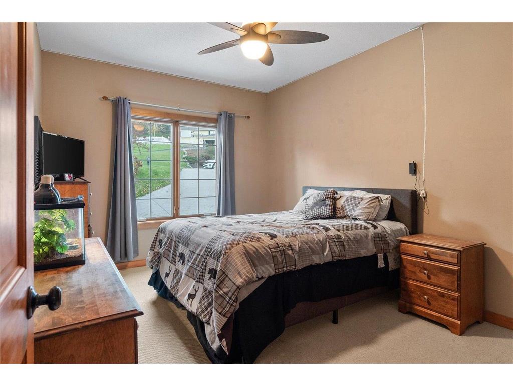 726 N 4th Street La Crescent MN 55947 6815200 image6