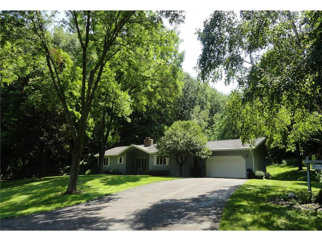 726 S Butternut Street Elmwood WI 54740 6409734 image1