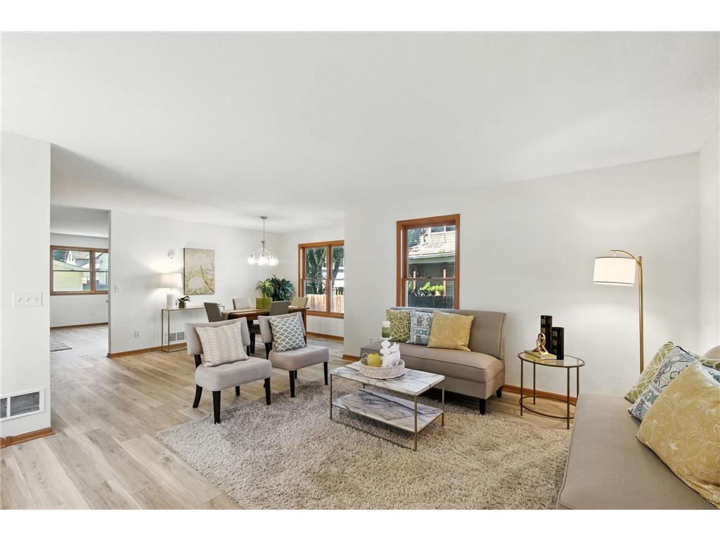 726 Thomas Avenue Saint Paul MN 55104 6749127 image1