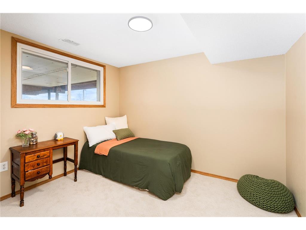 726 W 5th Street Duluth MN 55806 7060735 image44