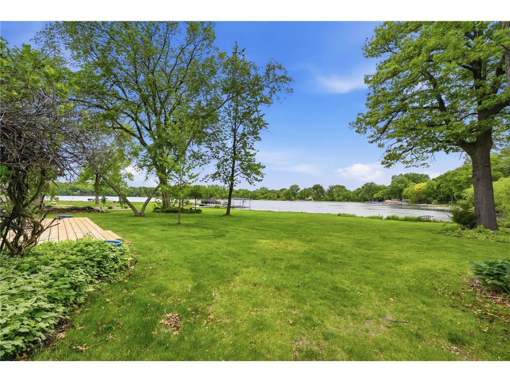 7263 Pineview Lane N Maple Grove MN 55369 - Cedar Island Lake 7077319 image64