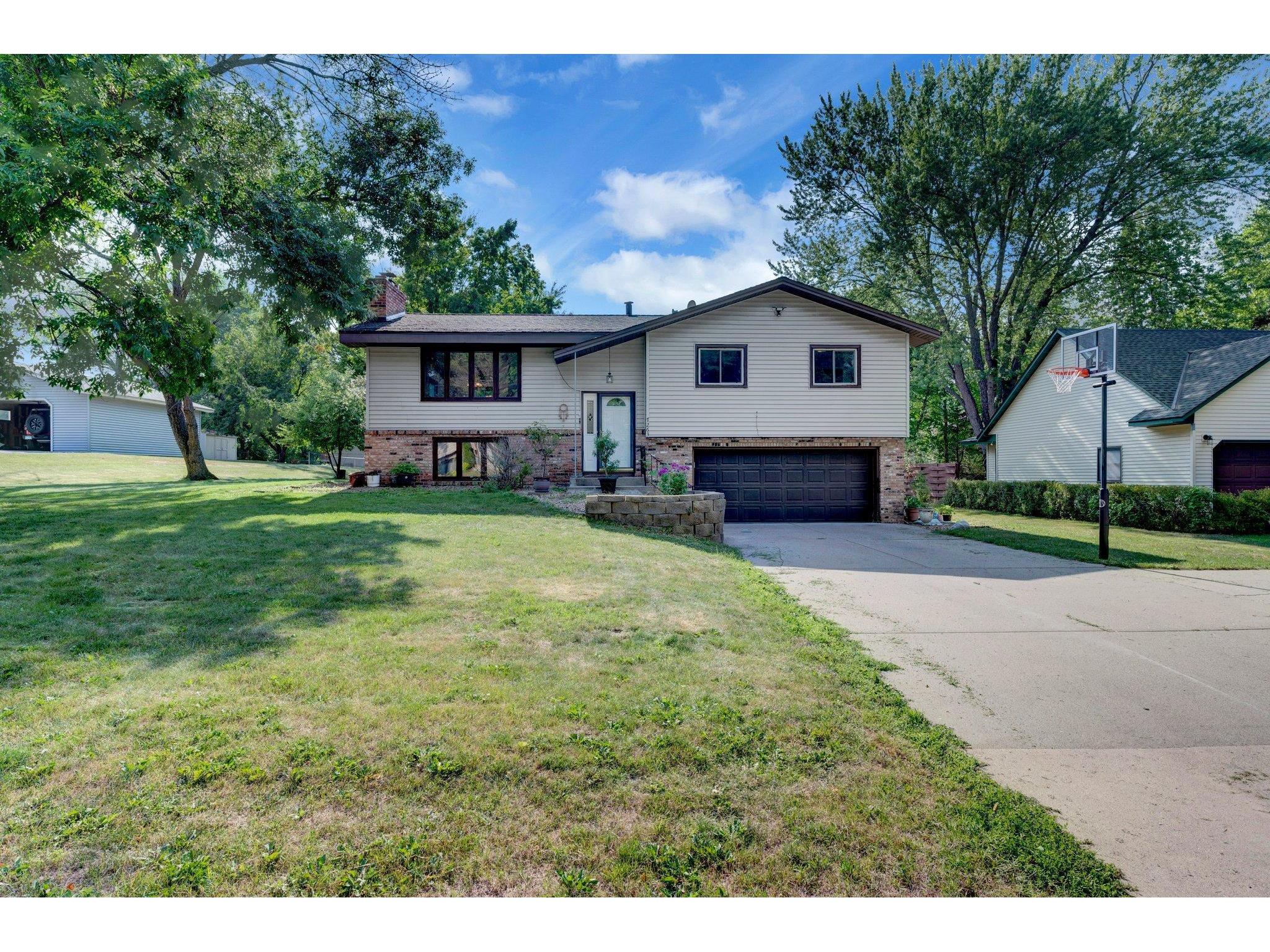 7263 Sunnyslope Drive, Maple Grove, MN, 55311 MLS 6027772 Edina Realty