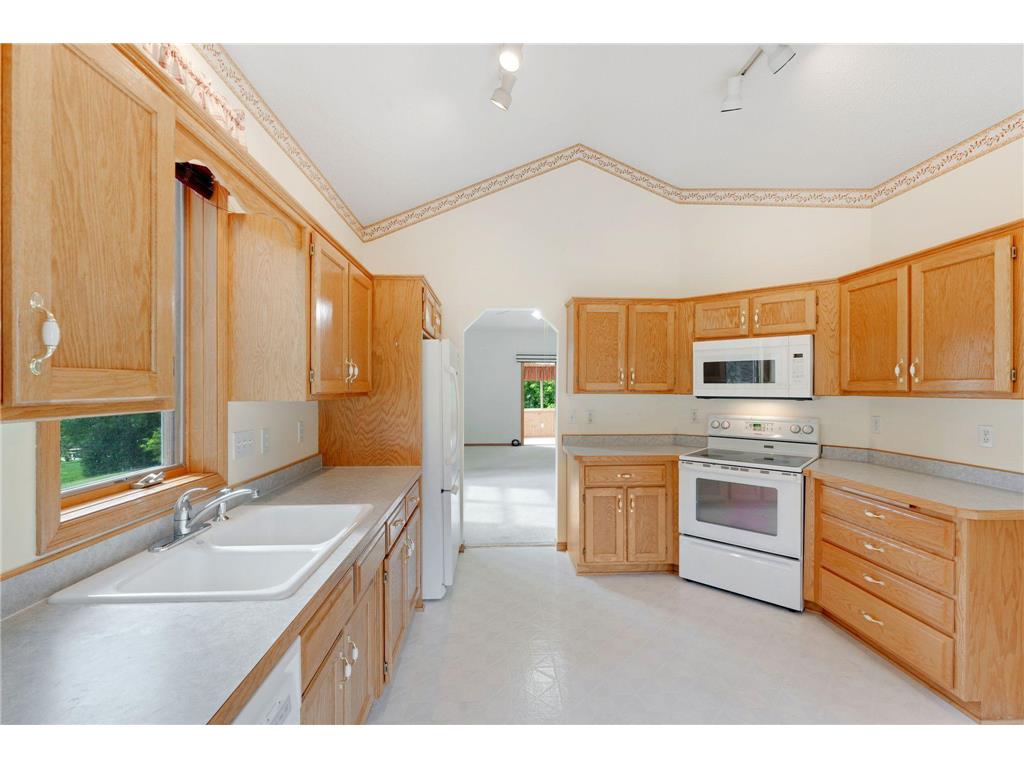 7268 256th Street Wyoming MN 55092 - Sunrise River 7019541 image17