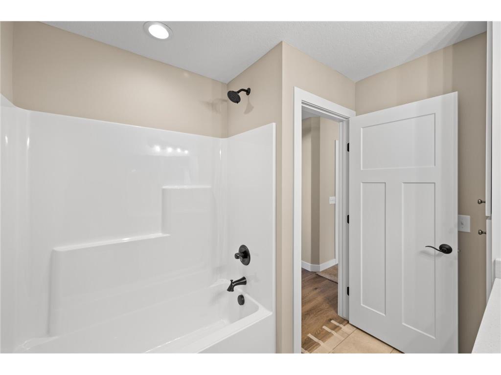 7268 Hawthorne Court North Branch MN 55056 7044708 image27