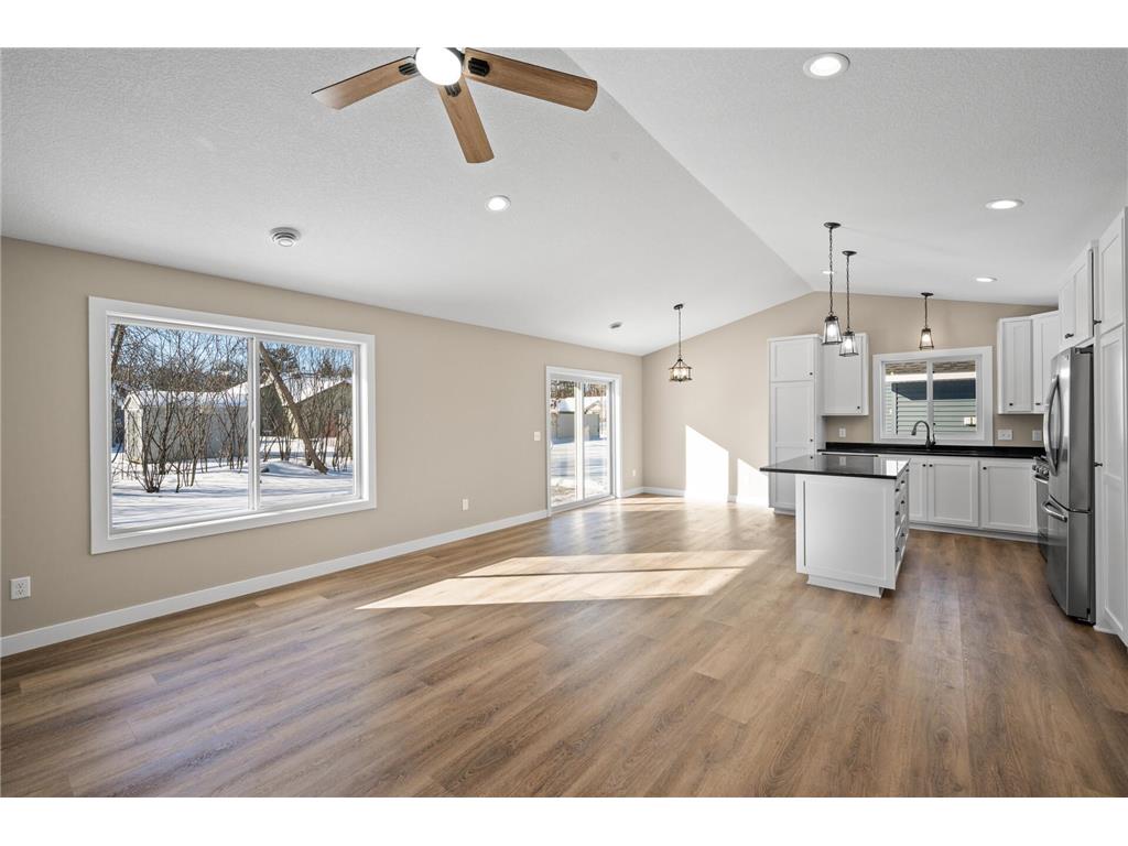 7268 Hawthorne Court North Branch MN 55056 7044708 image7