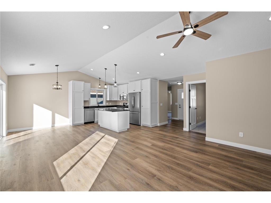 7268 Hawthorne Court North Branch MN 55056 7044708 image8