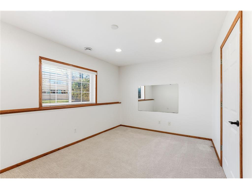 727 2nd Street NE Hopkins MN 55343 7046276 image28