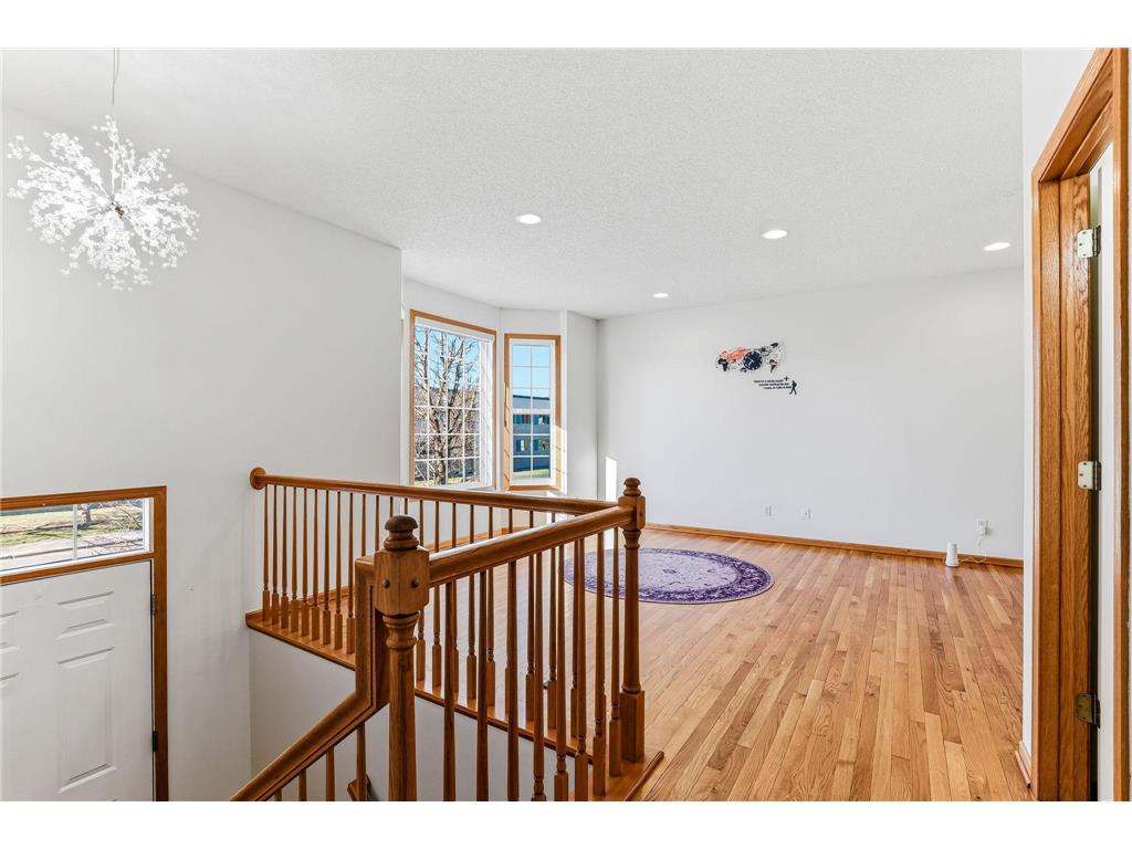 727 2nd Street NE Hopkins MN 55343 7046276 image3