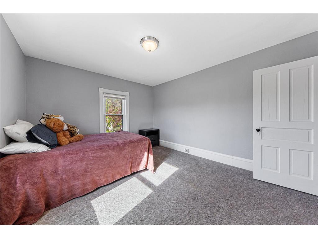 727 2nd Street NW Faribault MN 55021 7070346 image32