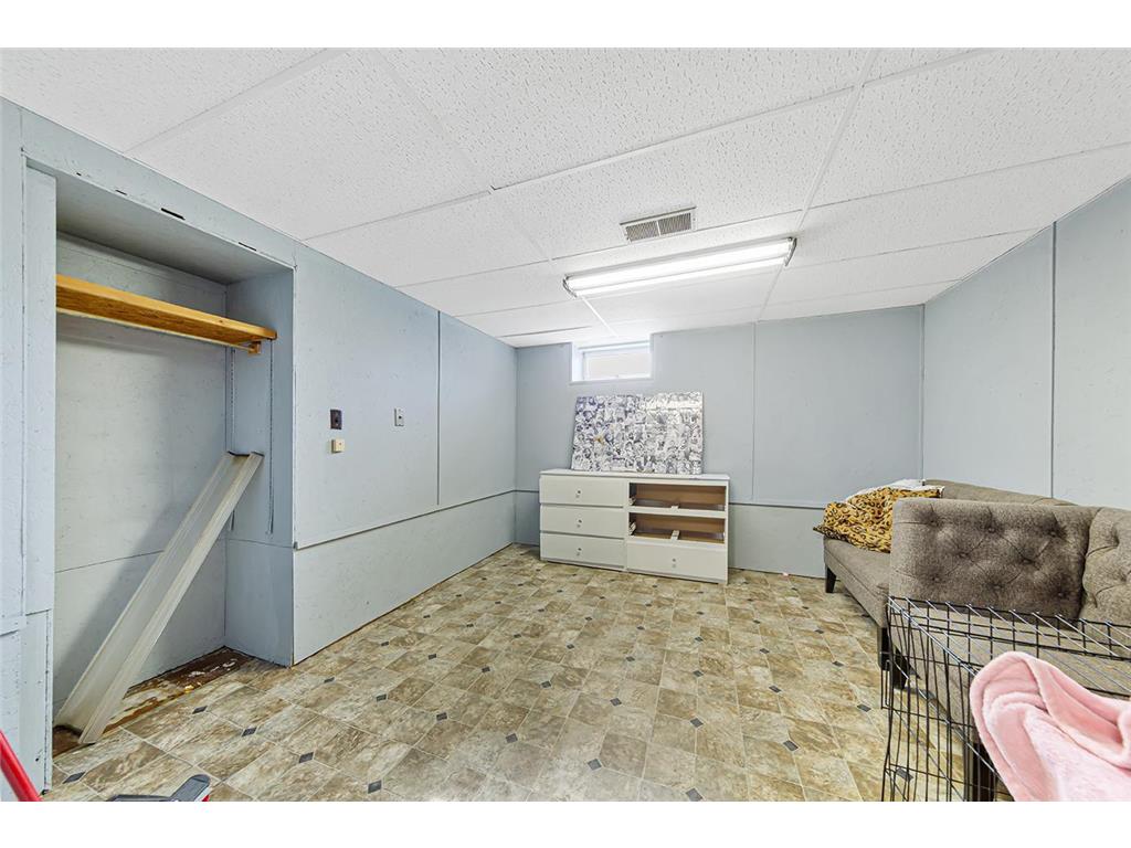 727 2nd Street NW Faribault MN 55021 7070346 image35