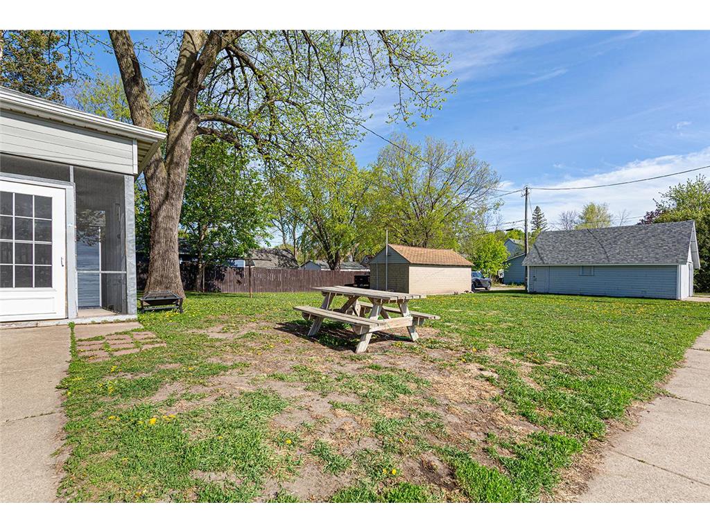 727 2nd Street NW Faribault MN 55021 7070346 image6