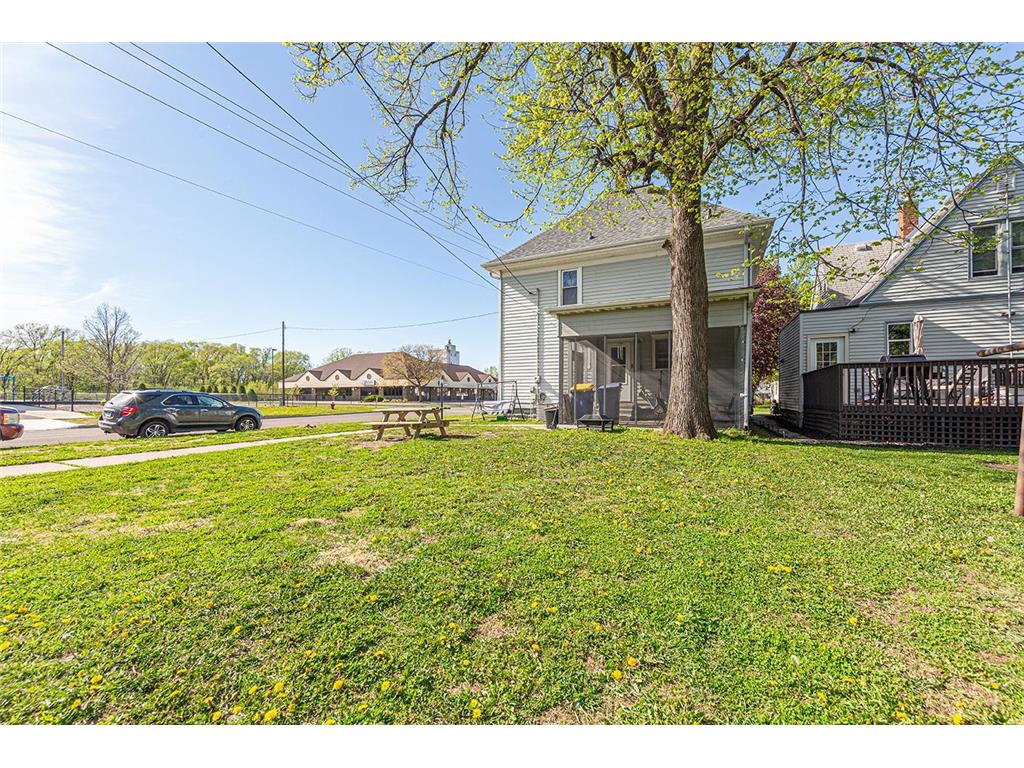 727 2nd Street NW Faribault MN 55021 7070346 image9
