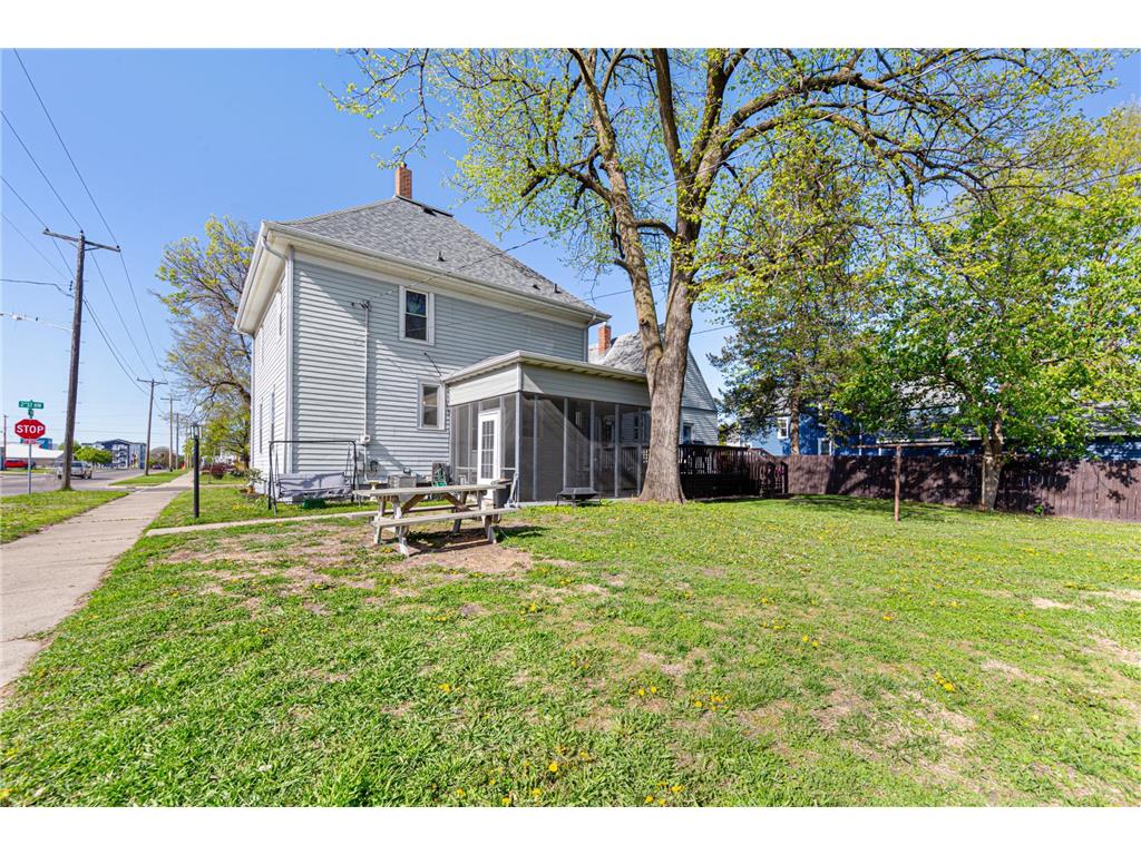 727 2nd Street NW Faribault MN 55021 7101712 image7
