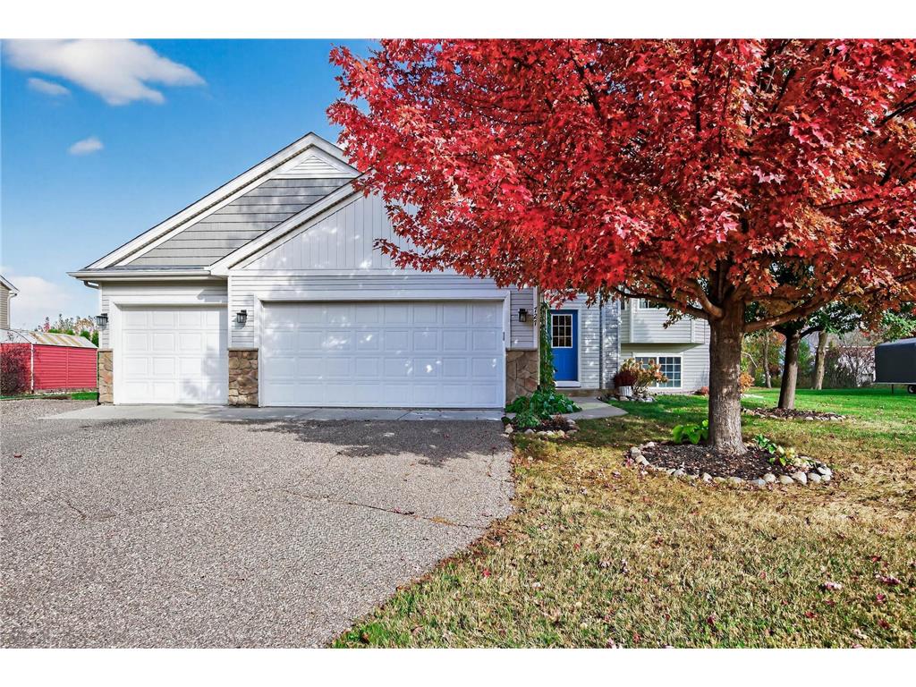 727 7th Street N Montrose MN 55363 6777442 image1