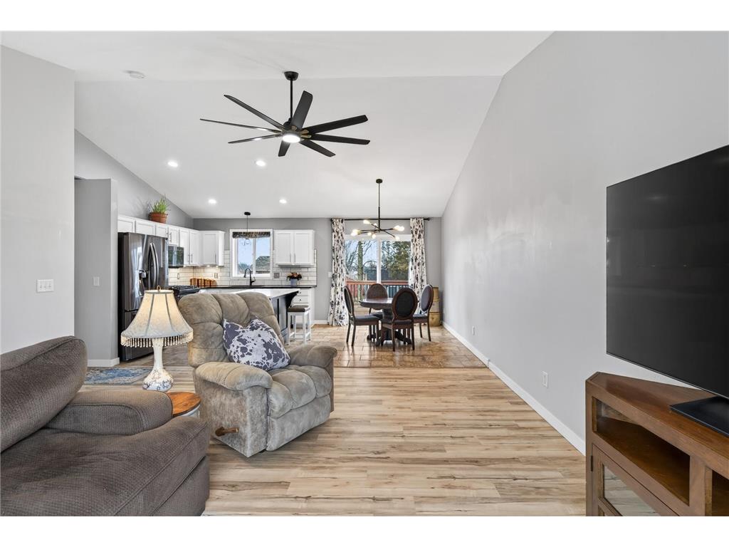 727 7th Street N Montrose MN 55363 6777442 image10